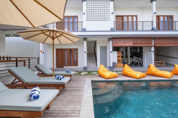 Pool 35 of 50