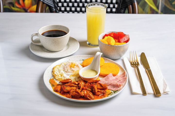 Breakfast/Coffee Service 85 of 93