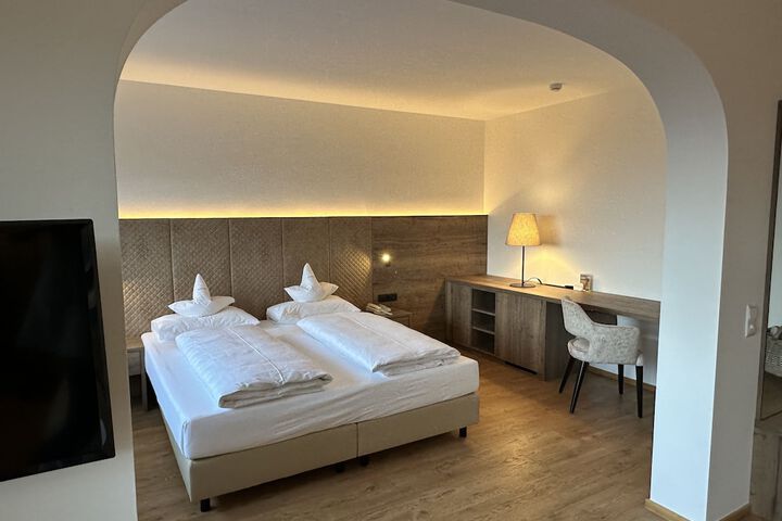 Room 32 of 130