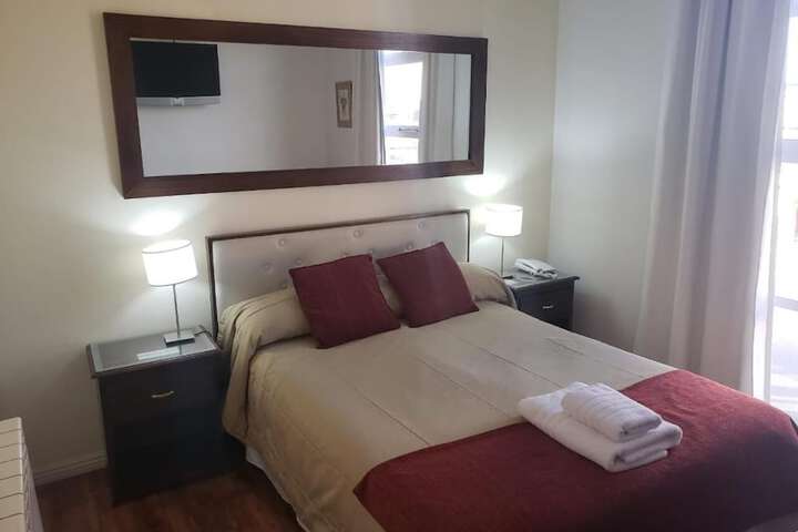 Room 13 of 36