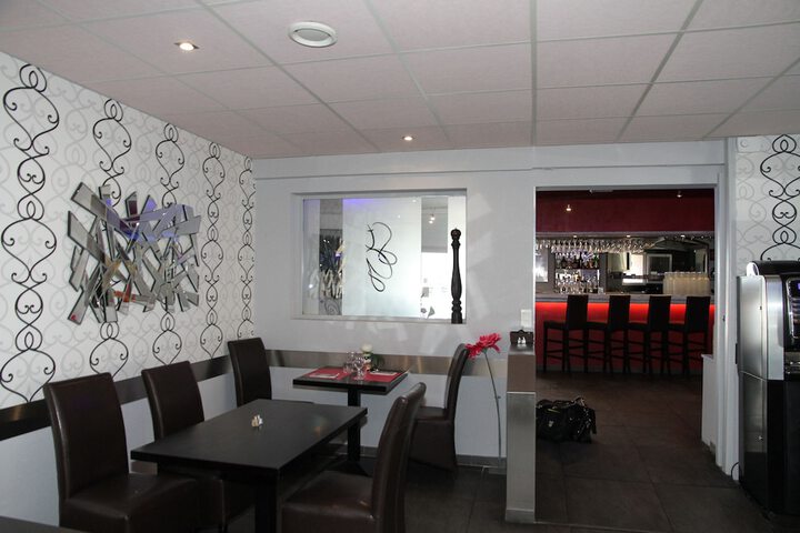 Food court