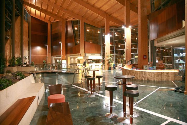 Guest Lobby