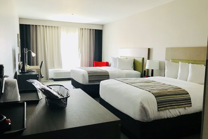 Room 8 of 26