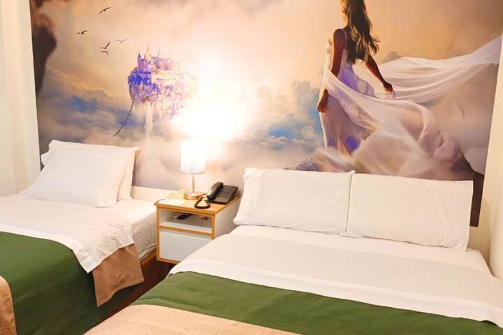 Room 84 of 284