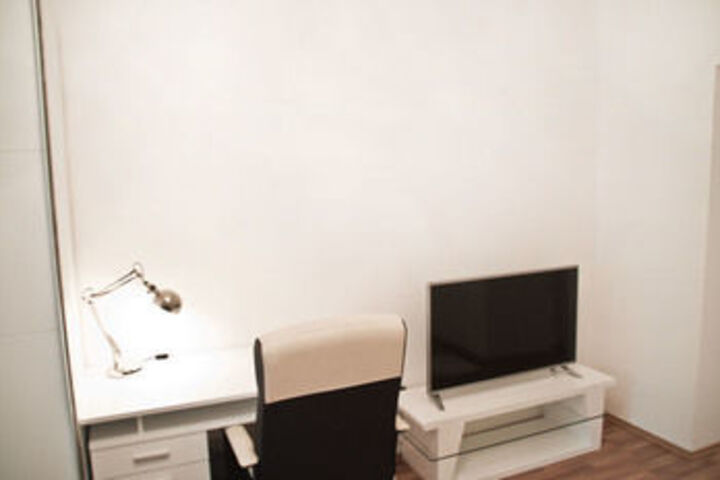 Room 54 of 81