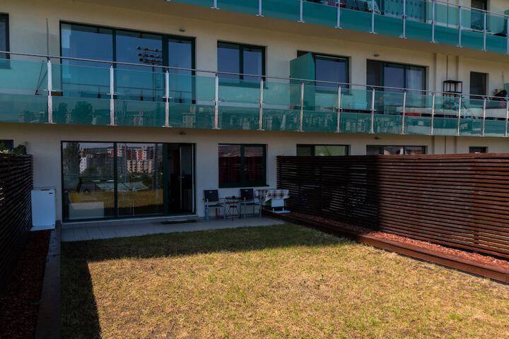 Terrace/Patio 7 of 12