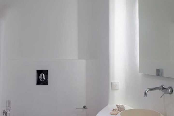Room 26 of 34