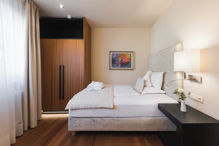 Room 30 of 119