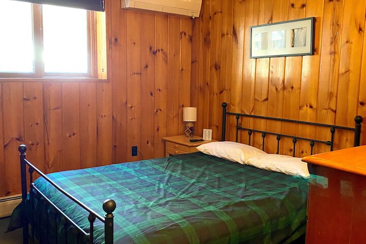 Room 11 of 25