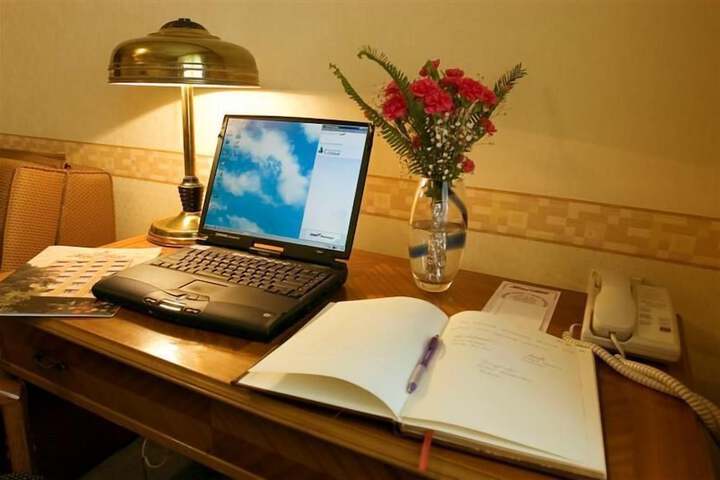 In-room business center