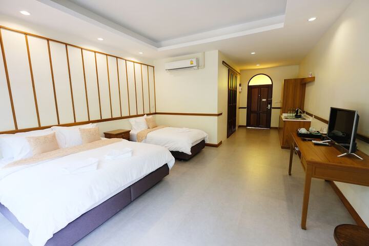 Room 20 of 260