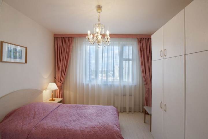 Room 12 of 72