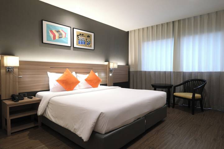 Room 10 of 44