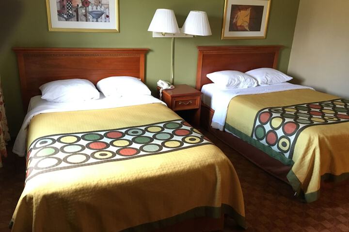 2 Double Beds (3 of 22)