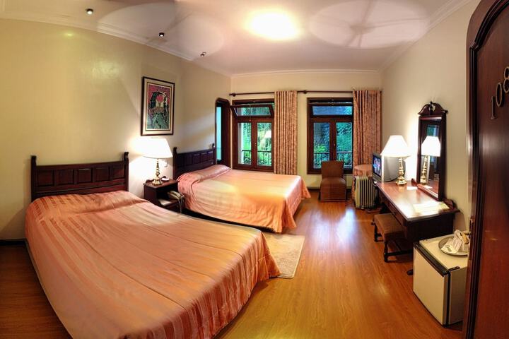 Room 9 of 74