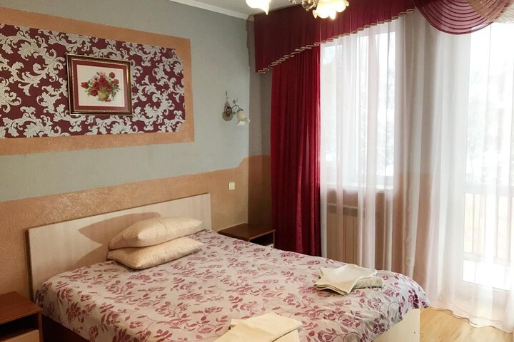 Room 33 of 60