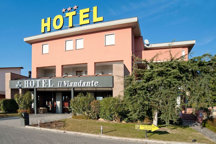 Hotel Exterior 41 of 41