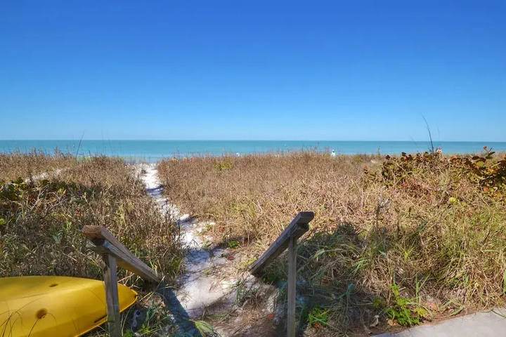 Beach 12 of 18