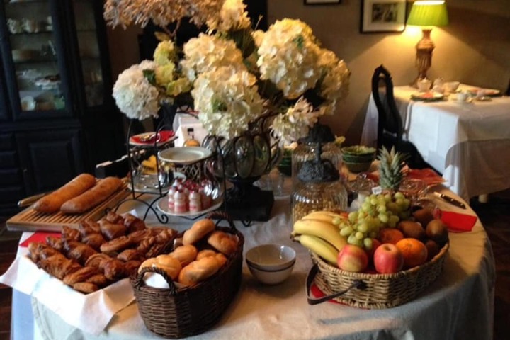 Breakfast/Coffee Service 18 of 45