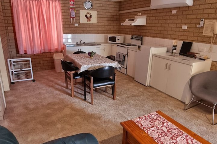 Room 18 of 35