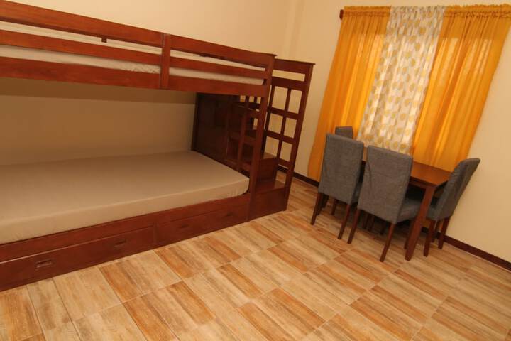 Room 22 of 38