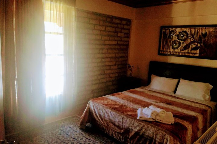 Room 17 of 31