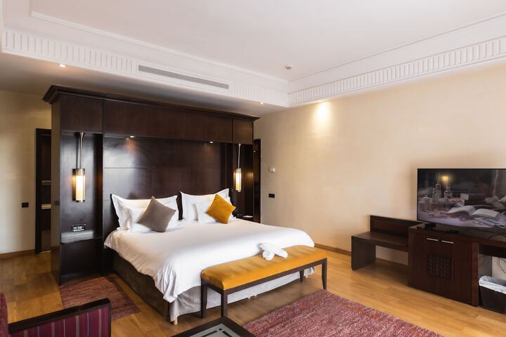Room 16 of 101
