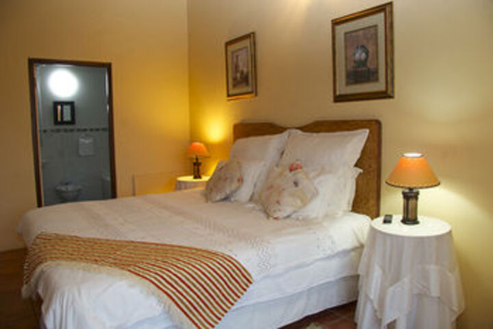 Room 13 of 37