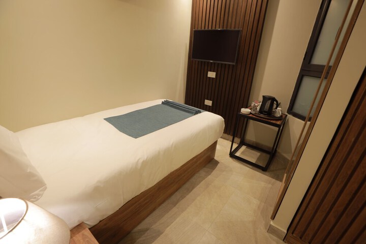 Room 55 of 126