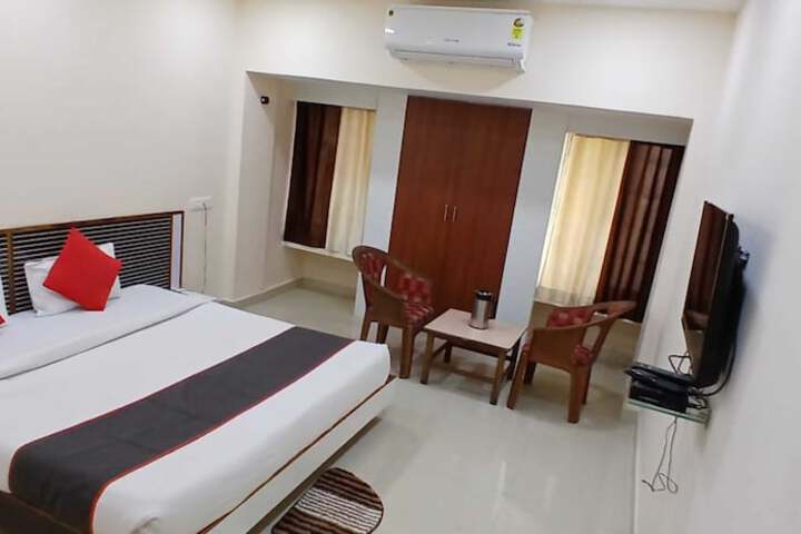 Room 4 of 31