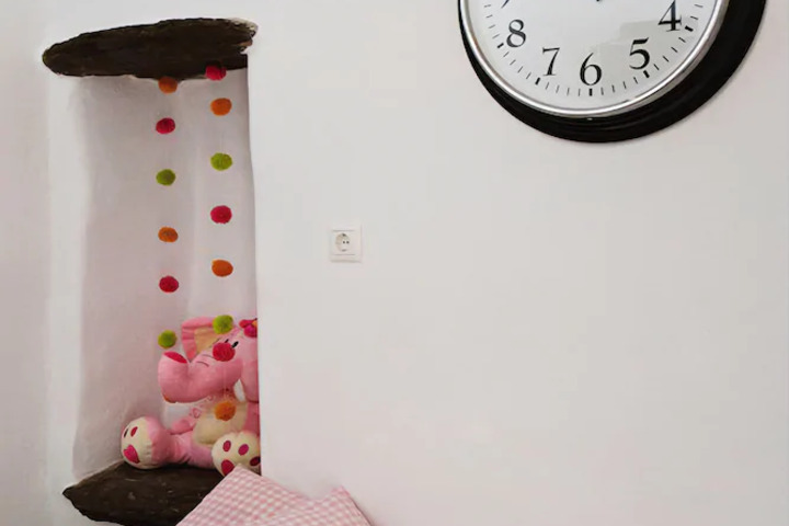 Room 7 of 10