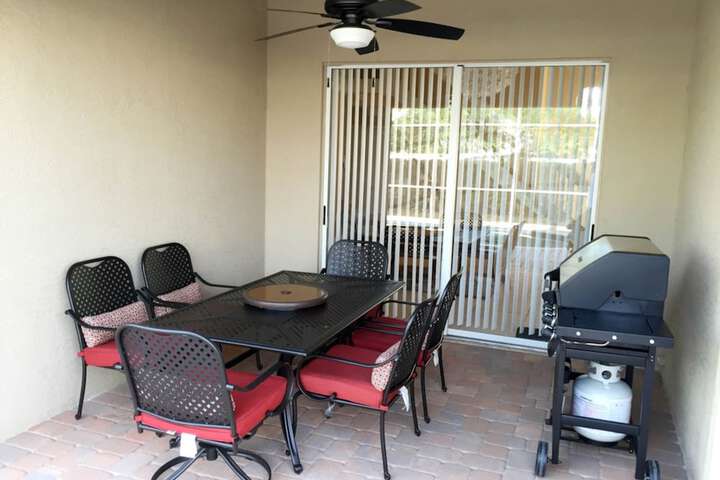 Terrace/Patio 19 of 33