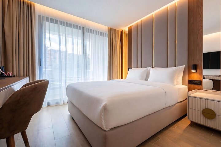 Room 64 of 211