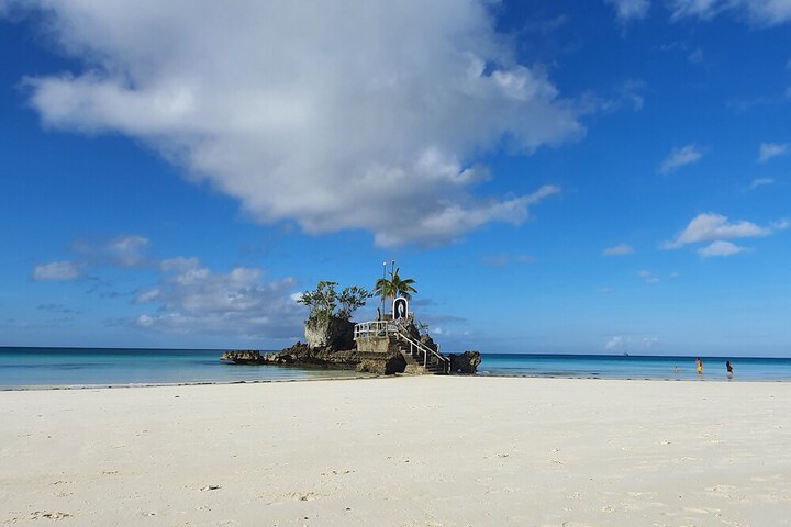 Beach 37 of 45