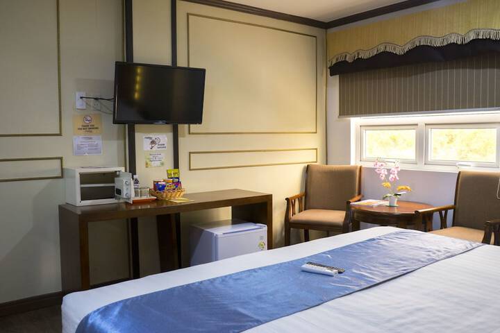 Room 48 of 98