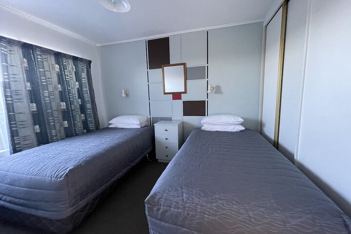 Room 12 of 62
