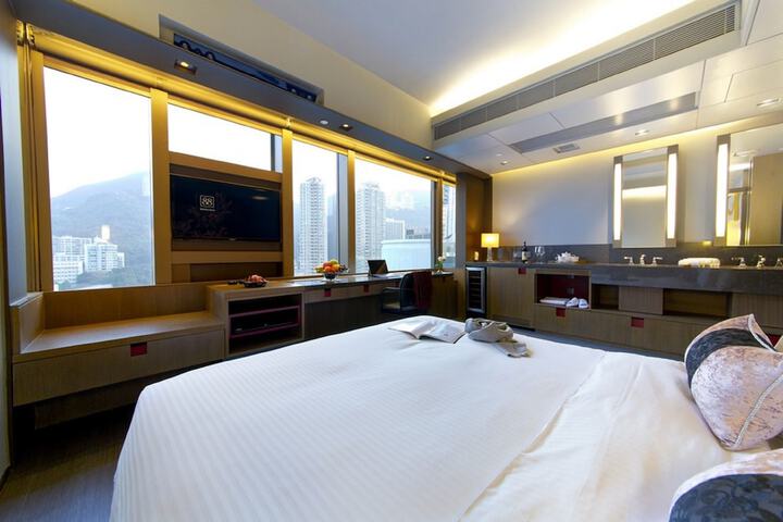 Room 21 of 36