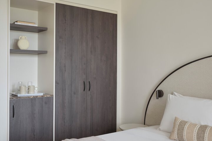 Room 37 of 128