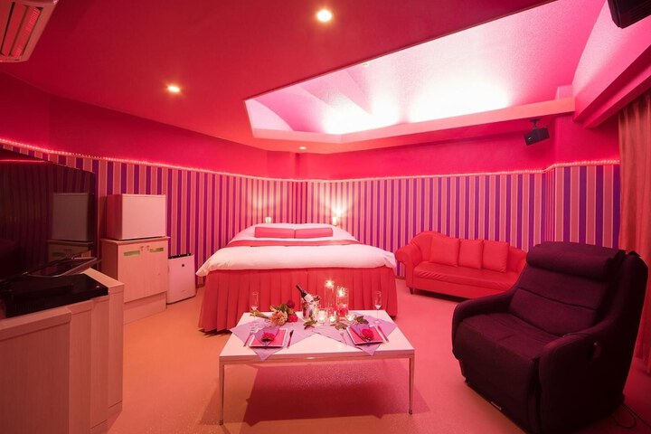 Room 14 of 49