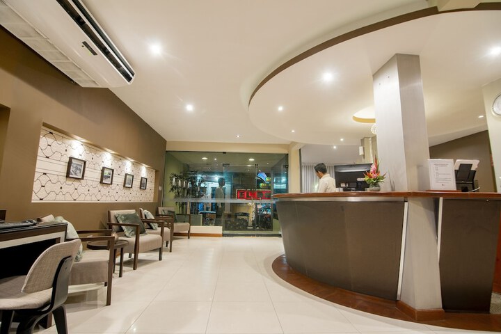 Guest Lobby