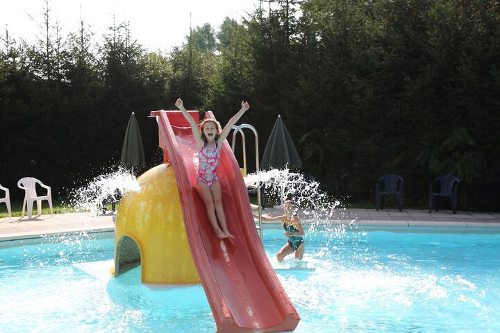 Pool 11 of 40