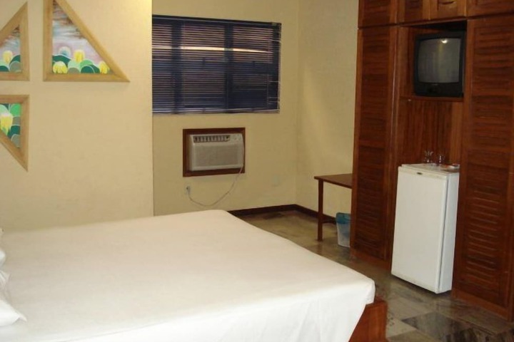 Room 12 of 47