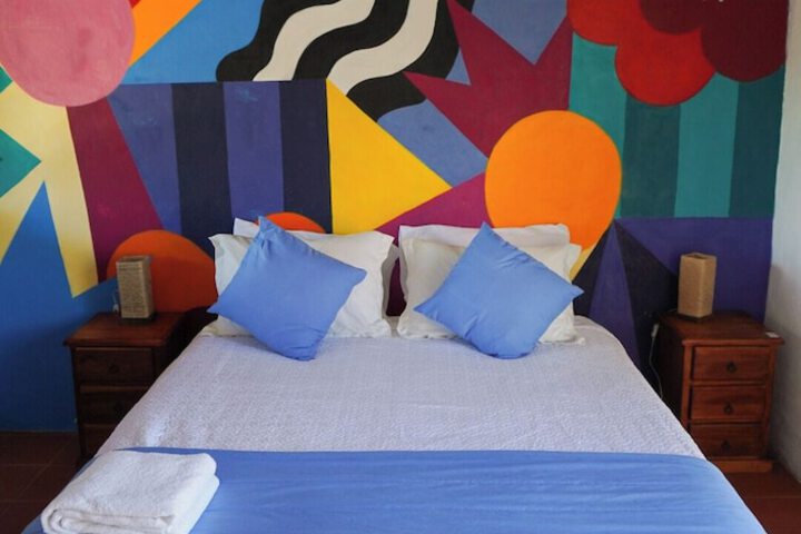 Room 4 of 18