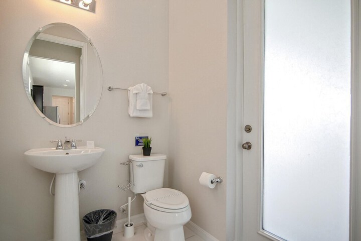 Room 21 of 28