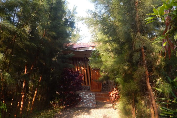 Hotel Exterior 21 of 31
