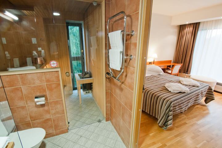 Room 30 of 56