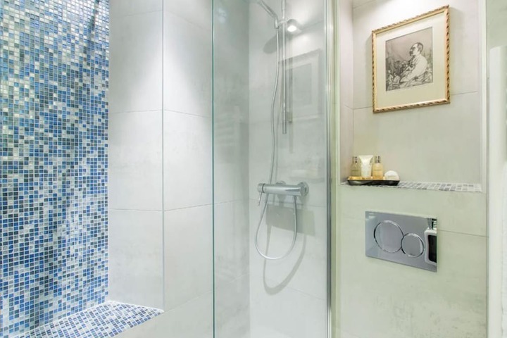 Bath Photo