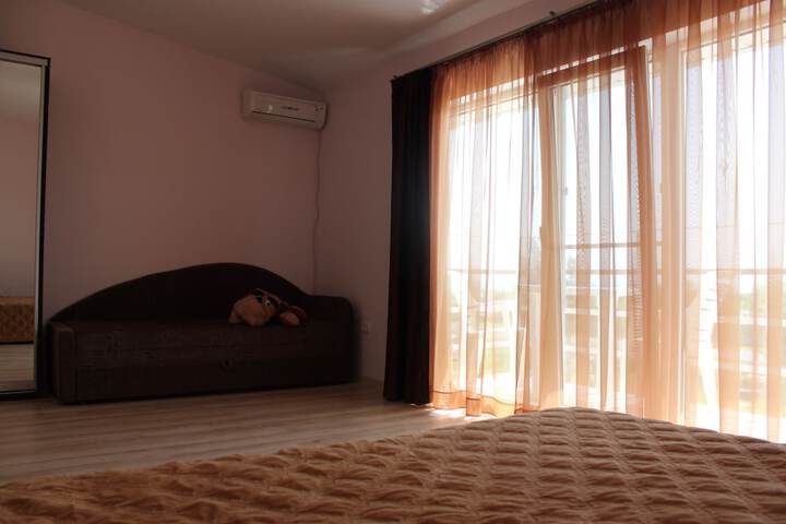 Room 3 of 57