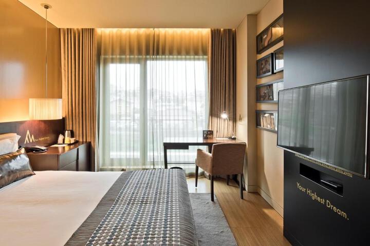 Room View