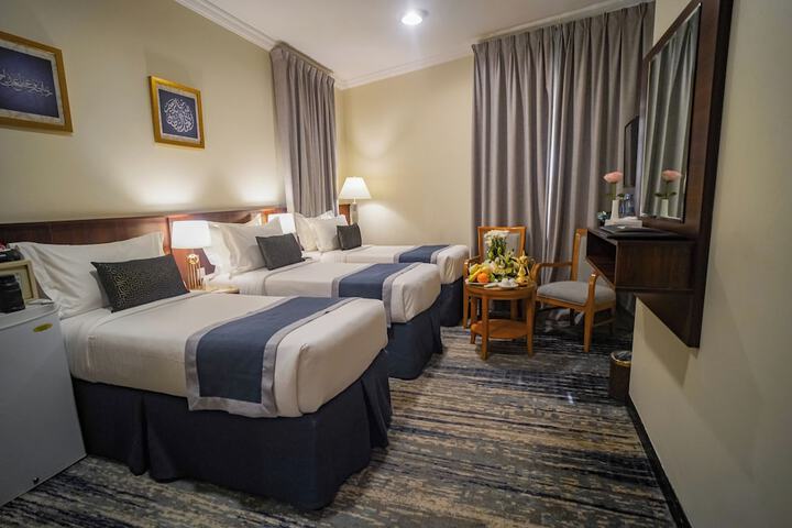 Room 10 of 44